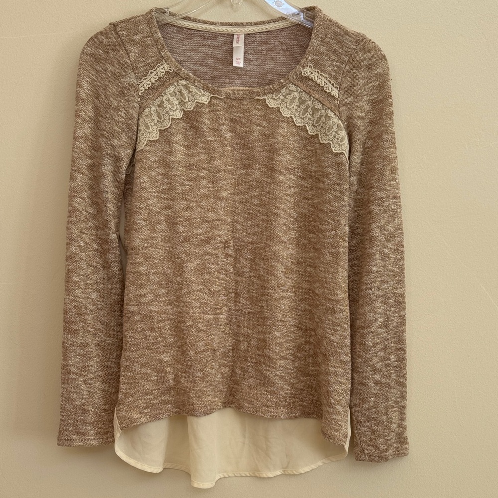 Long sleeve top
